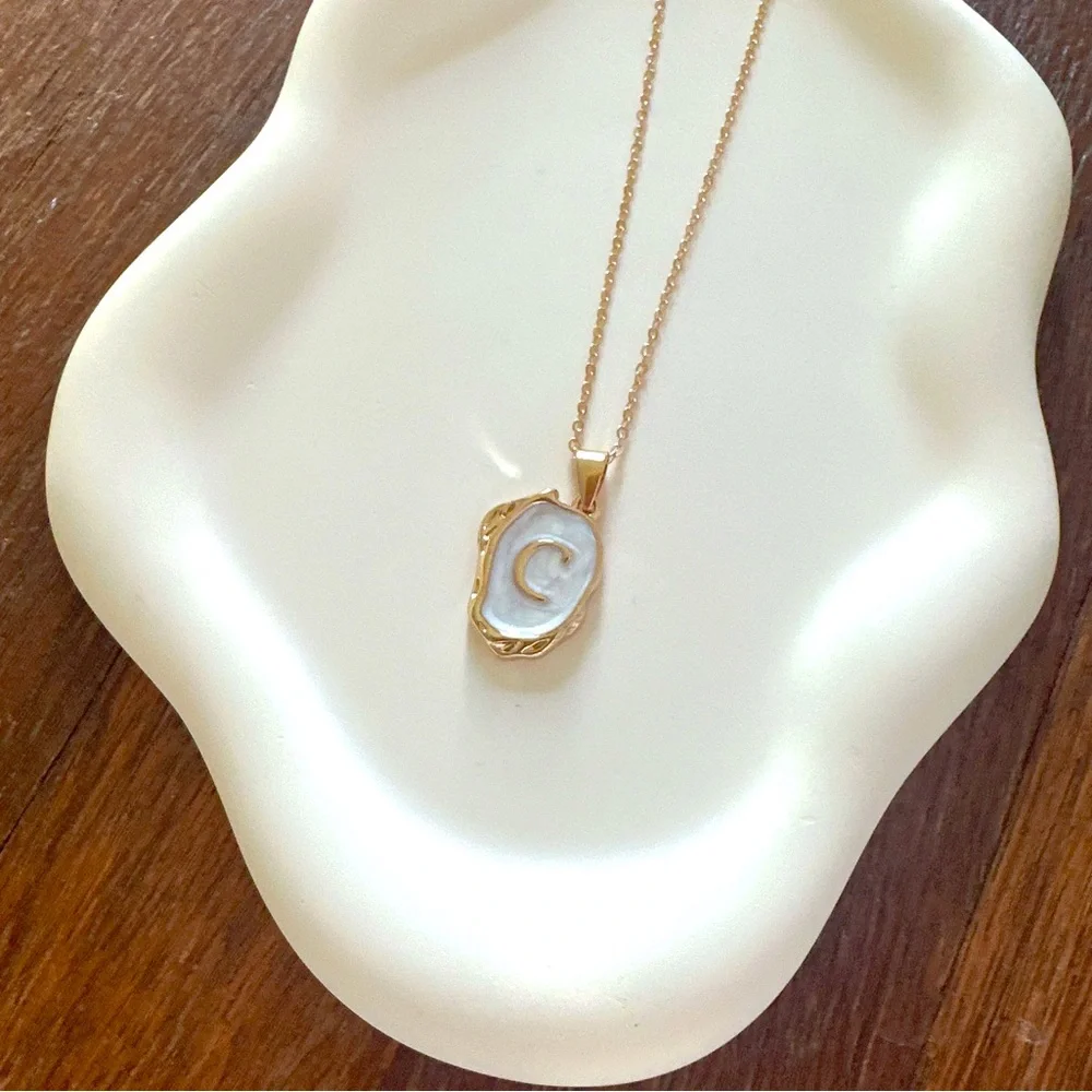 Initial C Necklace Pendant Gold Plated Adjustable Chain Pearl Shell Look Gift - Picture 3 of 5